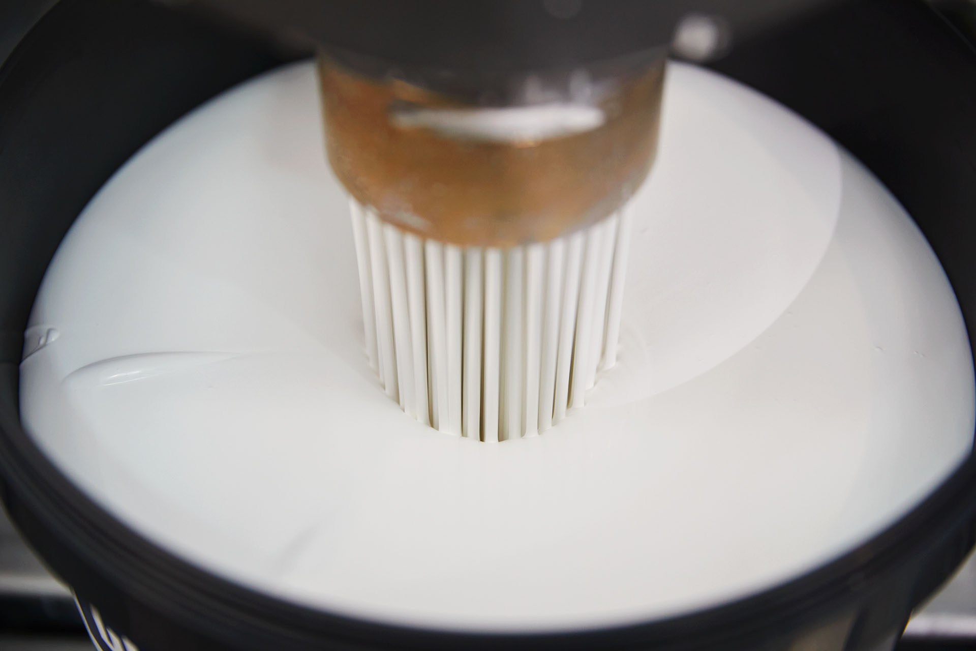 Biobased muurverf zonder primaire microplastics